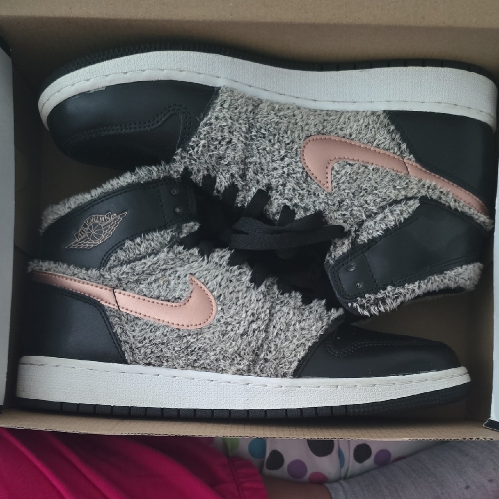 Jordan Women’s Black & Pink Lace-Up High Top Boots